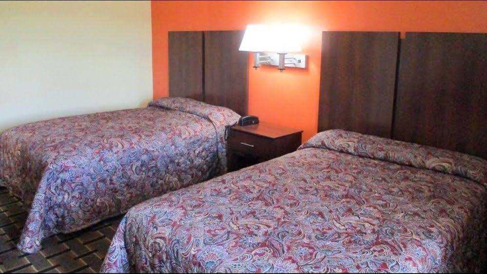 Orbits Inn Somerset Extérieur photo